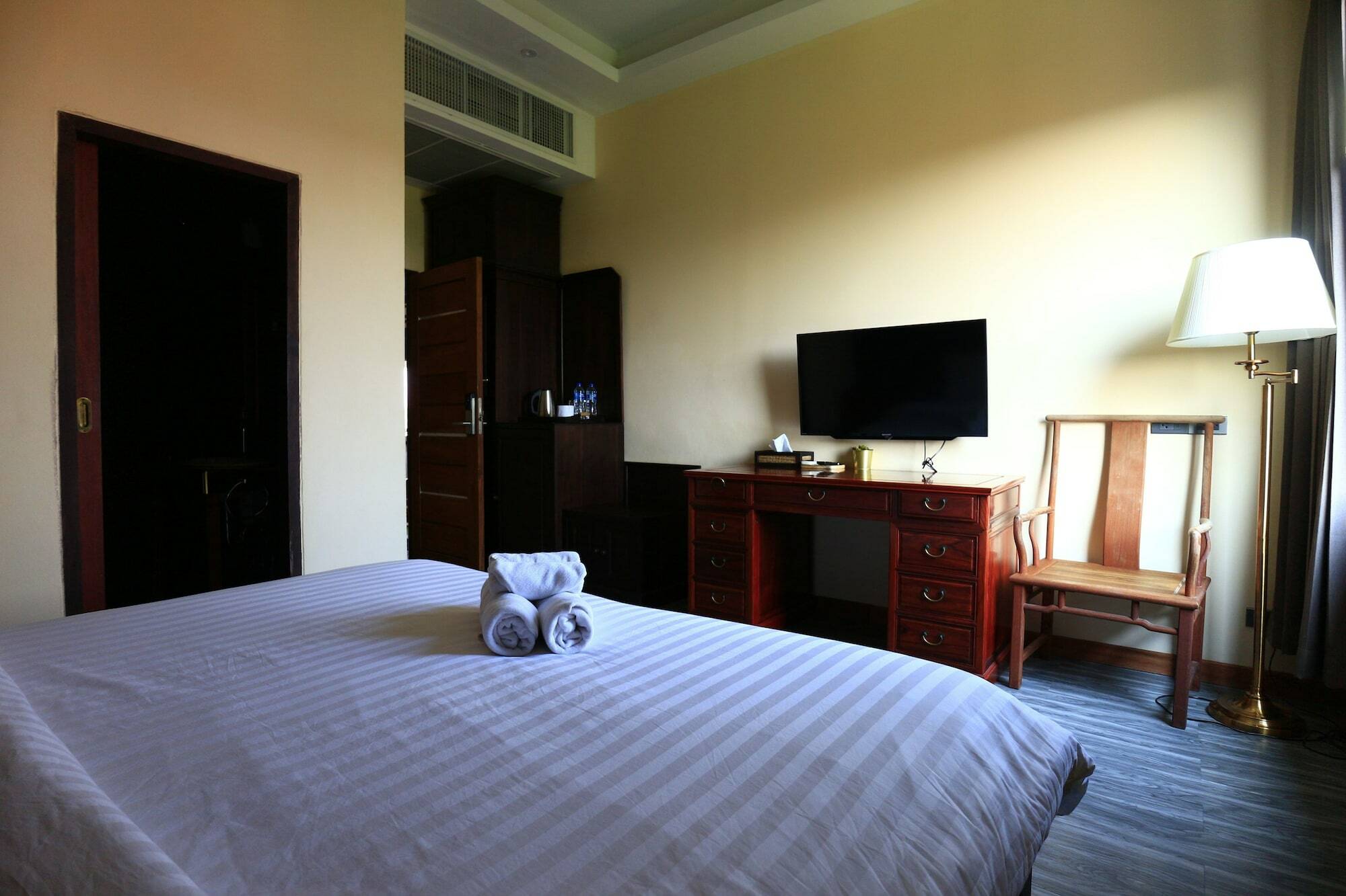 Yadana Chiangmai Hotel Chiang Mai Exterior photo